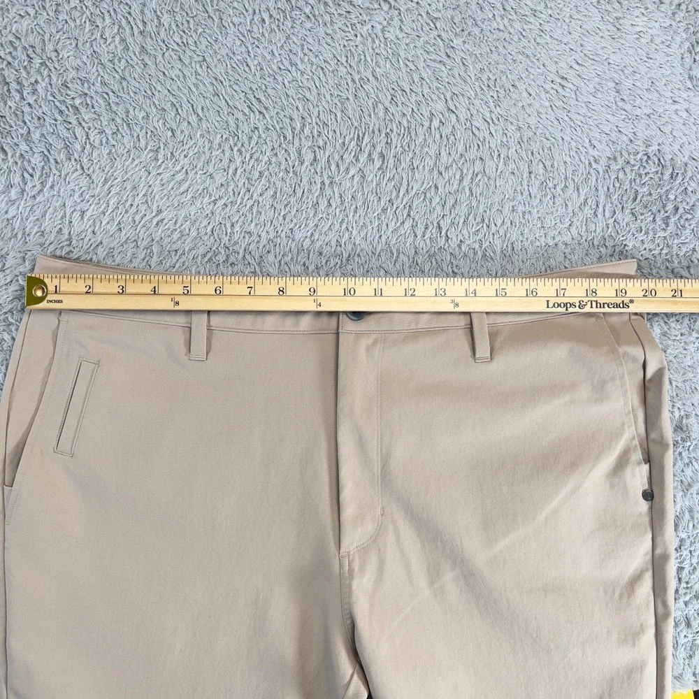 Vuori Cascade Pant Mens 38 Khaki Tan Technical Chino V427 Stretch Trousers